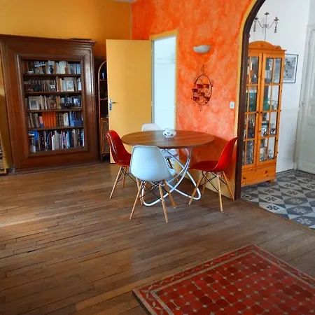 Maison De Caractere Tatil Evi Chelles (Seine-et-Marne)